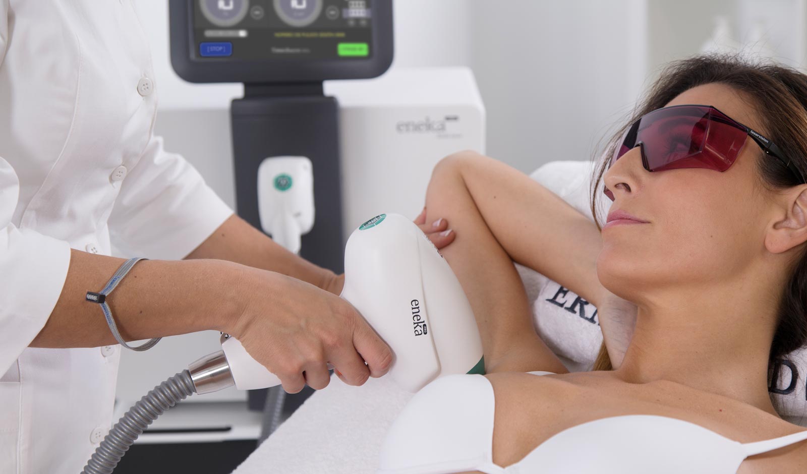 laser-treatment-eneka